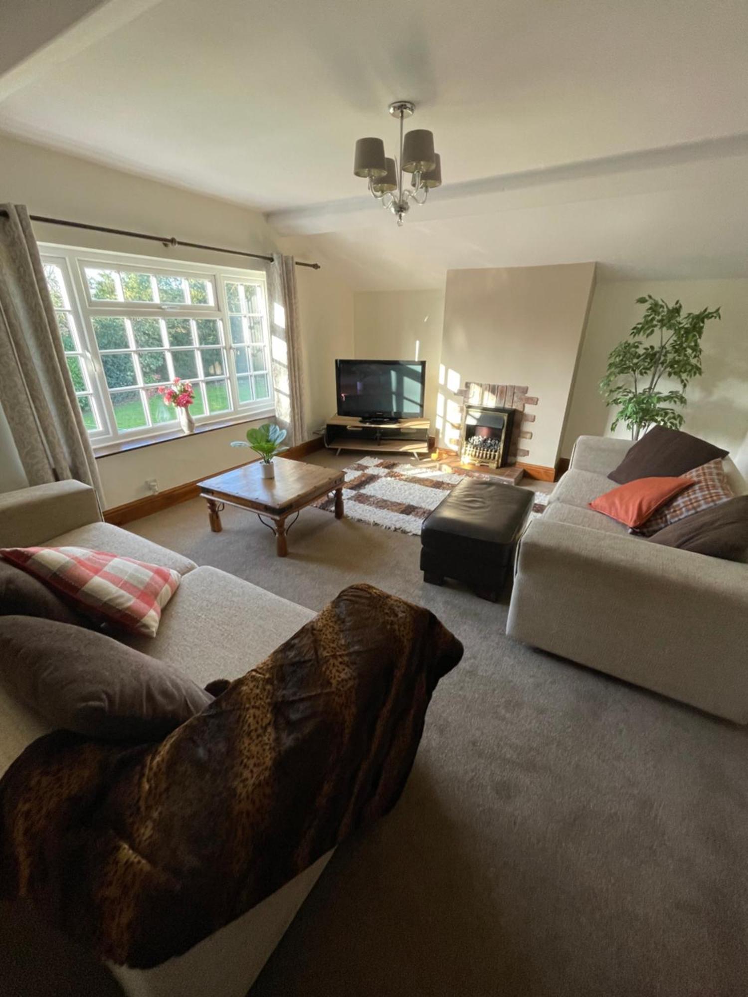 Pear Tree House 2 Bed Apartment Hartford  Exteriör bild